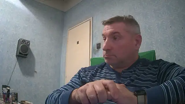 GYurmoka70 online show from October 7, 2025, 8:17 pm