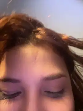 Snapshot of crystal_bunny7 chatting on February 6, 2025, 12:11 am crystal bunny7 online show from February 6, 2025, 12:11 am