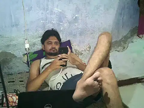 Snapshot of Rocobodymassager chatting on June 2, 2026, 3:03 pm Rocobodymassager online show from June 2, 2026, 3:03 pm