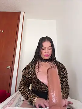 selena369 online show from April 14, 2026, 1:17 pm