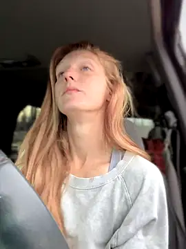 GoldenFlameGoddess online show from October 24, 2025, 4:47 pm