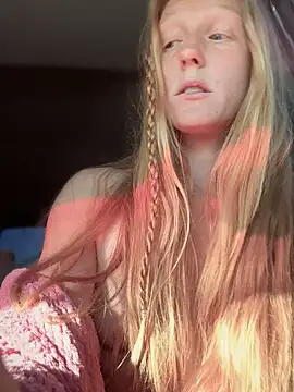 GoldenFlameGoddess online show from July 7, 2026, 2:32 pm