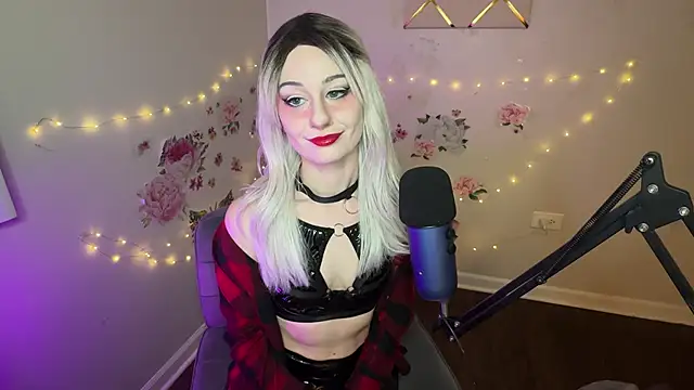 Starr1123 online show from April 2, 2026, 3:48 am