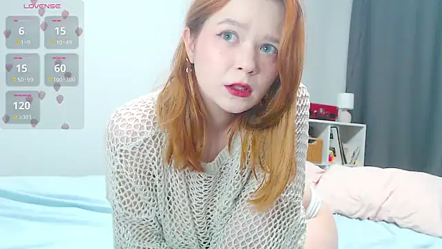 Snapshot of Milky__oolong chatting on December 8, 2024, 2:18 am Milky oolong online show from December 8, 2024, 2:18 am