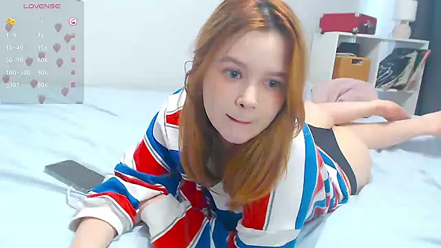 Snapshot of Milky__oolong chatting on December 25, 2024, 7:35 am Milky oolong online show from December 25, 2024, 7:35 am