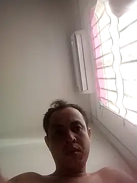 Snapshot of KingKaizo96 chatting on October 13, 2025, 1:16 am KingKaizo96 online show from October 13, 2025, 1:16 am