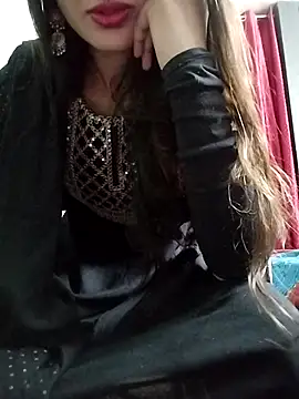 Snapshot of Noor_Darliing chatting on March 18, 2025, 5:31 pm Noor Darliing online show from March 18, 2025, 5:31 pm