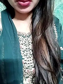 Snapshot of Noor_Darliing chatting on March 19, 2025, 9:16 pm Noor Darliing online show from March 19, 2025, 9:16 pm