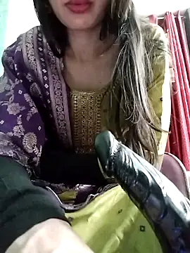 Noor Darliing online show from December 13, 2025, 8:04 pm