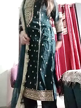 Snapshot of Noor_Darliing chatting on April 17, 2026, 3:04 pm Noor Darliing online show from April 17, 2026, 3:04 pm