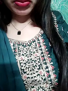Snapshot of Noor_Darliing chatting on April 19, 2026, 6:10 pm Noor Darliing online show from April 19, 2026, 6:10 pm