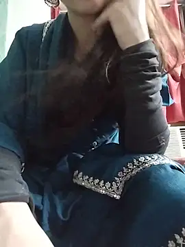 Snapshot of Noor_Darliing chatting on May 13, 2026, 3:31 pm Noor Darliing online show from May 13, 2026, 3:31 pm
