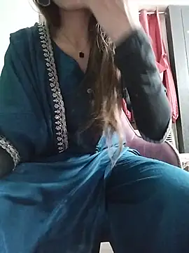 Snapshot of Noor_Darliing chatting on June 1, 2026, 3:36 pm Noor Darliing online show from June 1, 2026, 3:36 pm