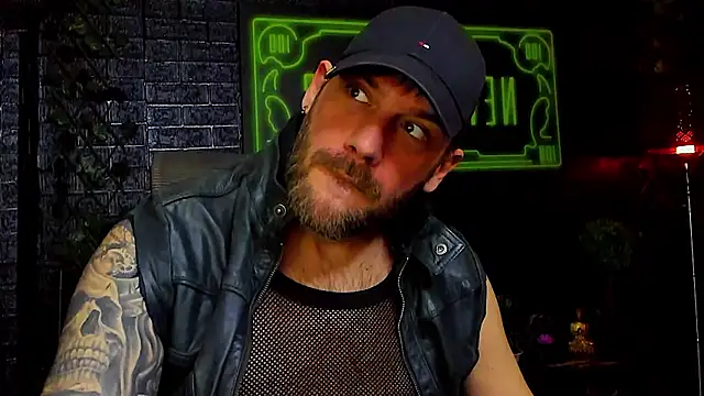 LexXHardy online show from February 3, 2026, 1:49 pm