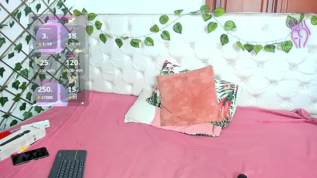 Snapshot of Andrea_Williams24 chatting on November 15, 2025, 2:46 pm Andrea Williams24 online show from November 15, 2025, 2:46 pm