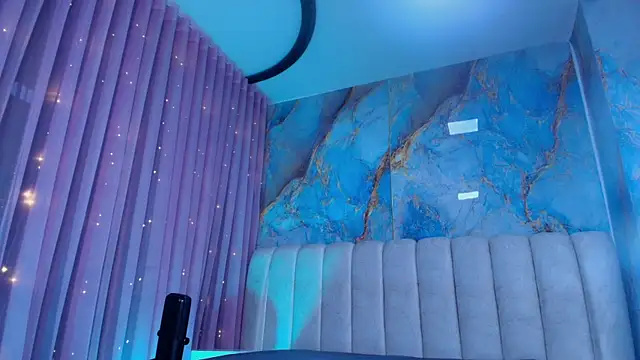  sex mia online show from April 8, 2026, 7:14 pm