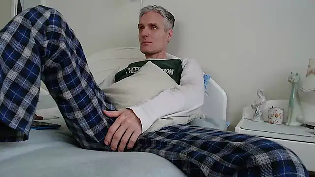 StrongBill online show from February 1, 2025, 7:36 am