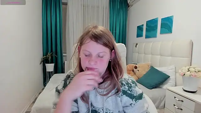 Kathlyn  Heath online show from February 2, 2025, 7:04 pm