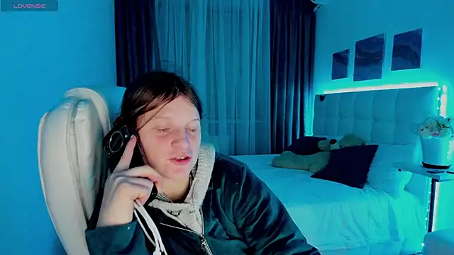 Kathlyn  Heath online show from February 23, 2025, 6:23 pm