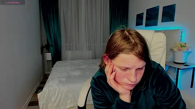 Kathlyn  Heath online show from March 9, 2025, 9:46 pm