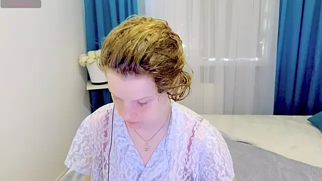 Kathlyn  Heath online show from February 9, 2026, 11:58 am