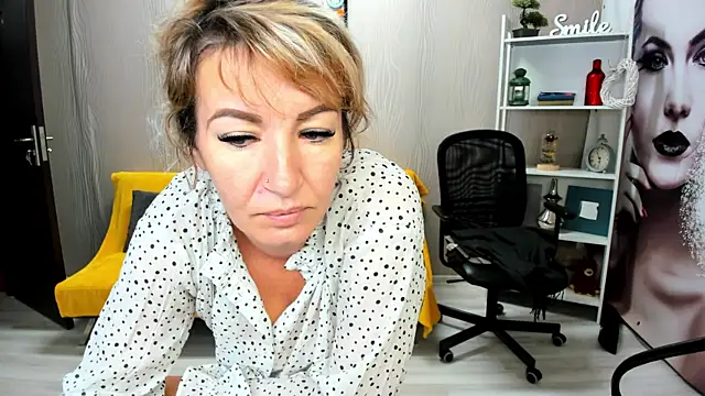 Snapshot of Cassandra_Hotty chatting on September 10, 2025, 2:55 am Cassandra Hotty online show from September 10, 2025, 2:55 am