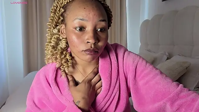 Snapshot of sexycabdy chatting on October 17, 2025, 9:56 am sexycabdy online show from October 17, 2025, 9:56 am