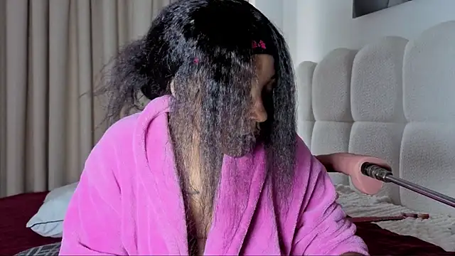 sexycabdy online show from November 30, 2025, 2:32 pm