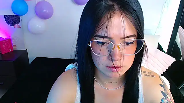 Isa Maiden1 online show from April 4, 2026, 5:21 pm