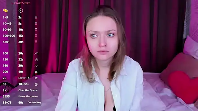 Snapshot of Linda_Bryant chatting on December 27, 2024, 1:00 am Linda Bryant online show from December 27, 2024, 1:00 am