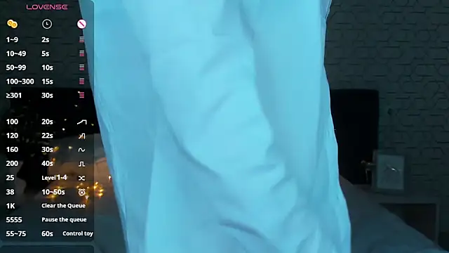 Snapshot of Linda_Bryant chatting on January 26, 2025, 3:27 am Linda Bryant online show from January 26, 2025, 3:27 am