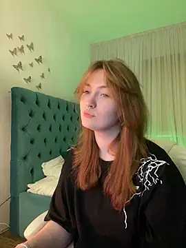 Snapshot of _Chlo__e chatting on March 6, 2025, 10:58 pm Chlo e online show from March 6, 2025, 10:58 pm