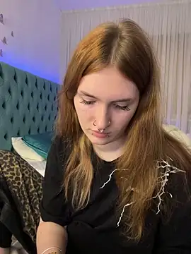 Snapshot of _Chlo__e chatting on October 12, 2025, 9:36 pm Chlo e online show from October 12, 2025, 9:36 pm