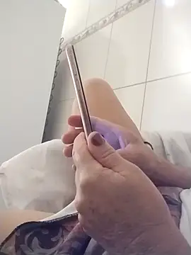 Snapshot of mariy522 chatting on October 19, 2025, 1:12 pm mariy522 online show from October 19, 2025, 1:12 pm