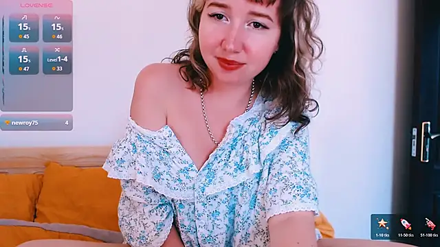 Cosmo Riri online show from February 9, 2026, 5:44 am