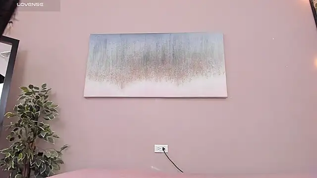 Snapshot of Briana_Wells_ chatting on February 27, 2026, 12:38 pm Briana Wells online show from February 27, 2026, 12:38 pm