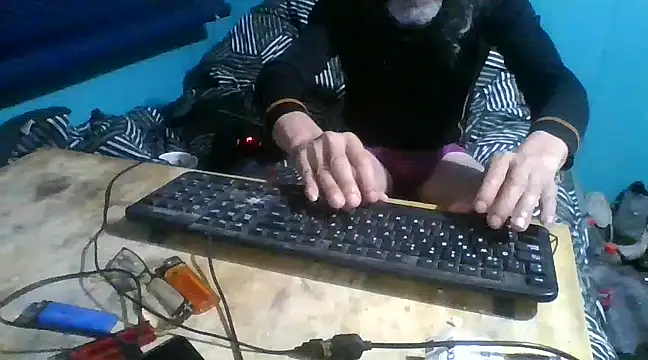 malekon76 online show from January 27, 2025, 8:18 am