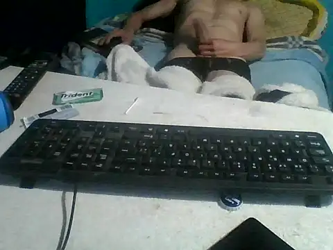 malekon76 online show from November 6, 2025, 10:27 am