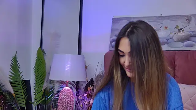 Snapshot of NicolLopeze chatting on February 2, 2025, 12:57 pm NicolLopeze online show from February 2, 2025, 12:57 pm