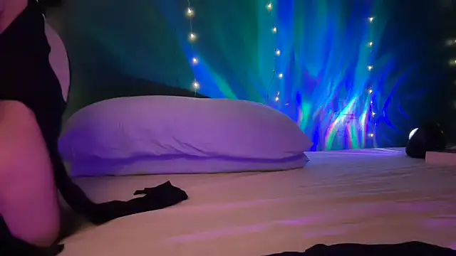 MistyParadiso online show from February 28, 2026, 5:25 pm