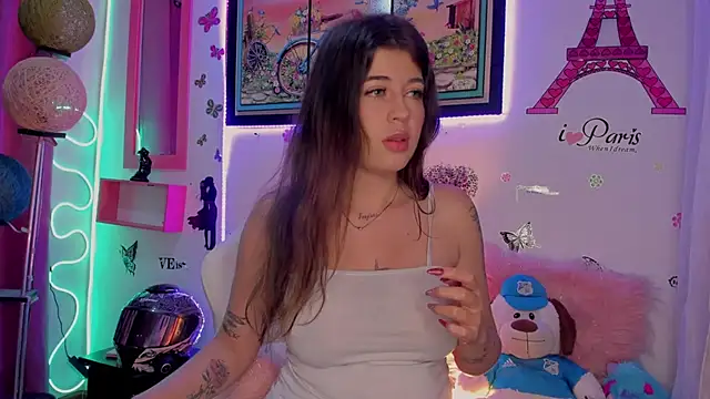 zoe kittylove online show from December 21, 2024, 7:24 am