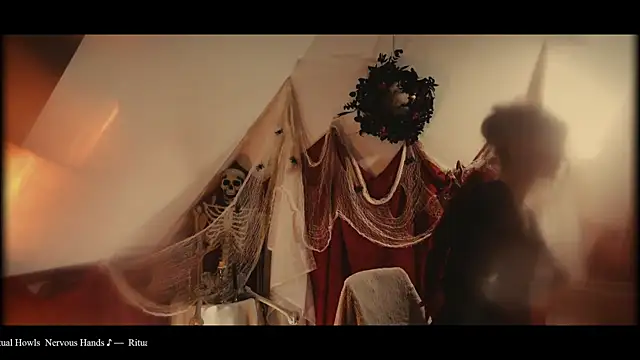 WebCora online show from October 31, 2025, 6:20 pm