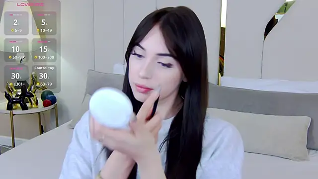 Snapshot of Betty_Bridge chatting on November 25, 2025, 5:40 am Betty Bridge online show from November 25, 2025, 5:40 am