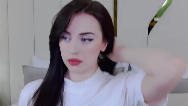 Snapshot of Betty_Bridge chatting on February 25, 2026, 5:39 am Betty Bridge online show from February 25, 2026, 5:39 am