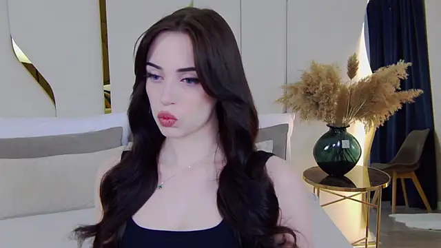 Snapshot of Betty_Bridge chatting on February 27, 2026, 5:51 am Betty Bridge online show from February 27, 2026, 5:51 am