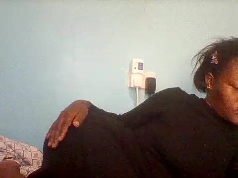 Snapshot of Eminent_Ride chatting on May 9, 2026, 10:42 am Eminent Ride online show from May 9, 2026, 10:42 am