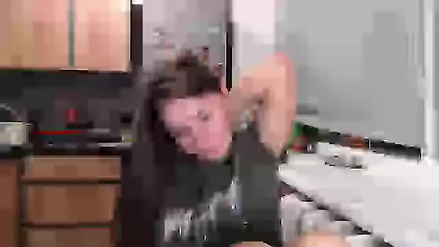 Snapshot of delightful_sofi chatting on October 6, 2025, 5:43 pm delightful sofi online show from October 6, 2025, 5:43 pm