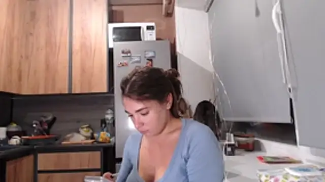 Snapshot of delightful_sofi chatting on November 4, 2025, 3:55 pm delightful sofi online show from November 4, 2025, 3:55 pm