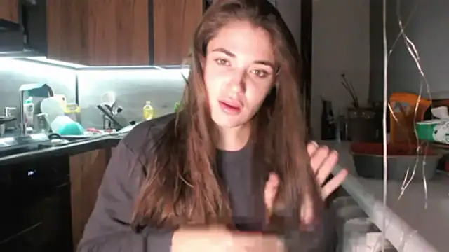 Snapshot of delightful_sofi chatting on November 27, 2025, 7:27 pm delightful sofi online show from November 27, 2025, 7:27 pm