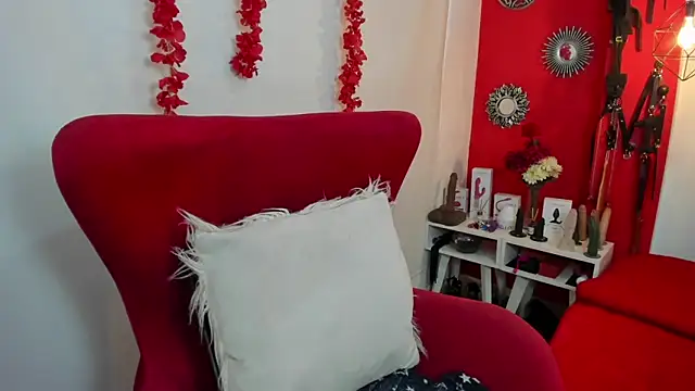 Snapshot of julieta_evans_ chatting on February 10, 2025, 9:15 pm julieta evans online show from February 10, 2025, 9:15 pm